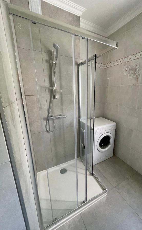 Rez De Jardin De 65M2 Dans Villa A Ницца Экстерьер фото
